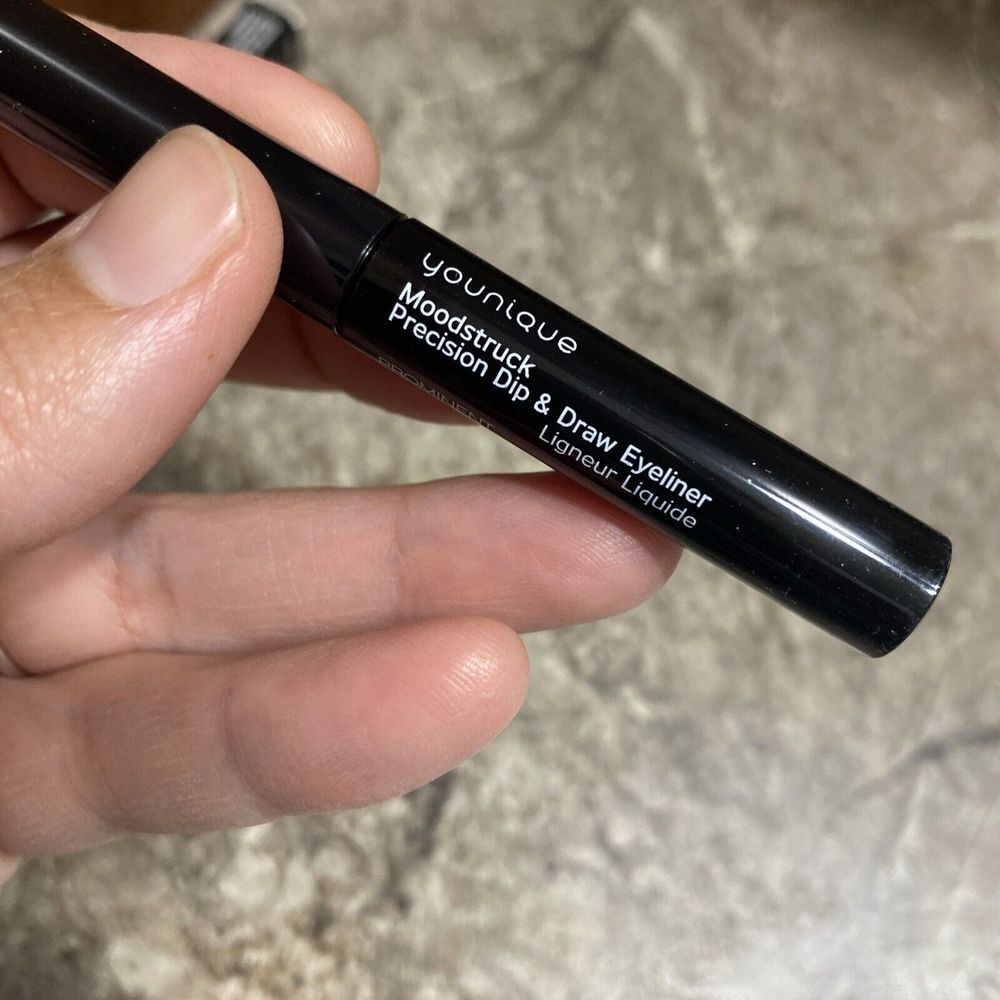 Younique Moodstruck Precision Dip & Draw Eyeliner -‎ Prominent HTF - Picture 3 of 5